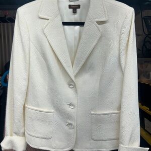 Tesori Ivory Textured Blazer